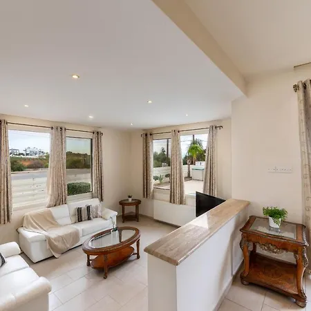 Villa Posidon By The Sea *